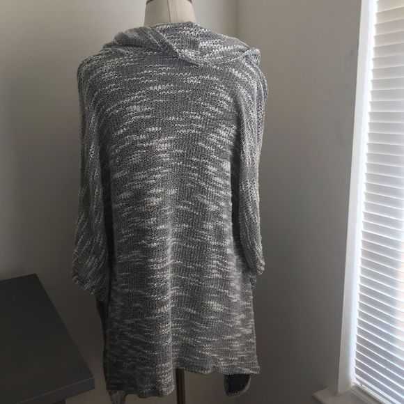 Splendid Cowl Neck Textured Kangaroo Pocket Poncho - Picture 3 of 7